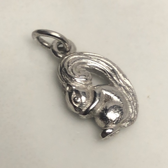 Squirrel sterling silver vintage pendant bracelet charm - Picture 2 of 4